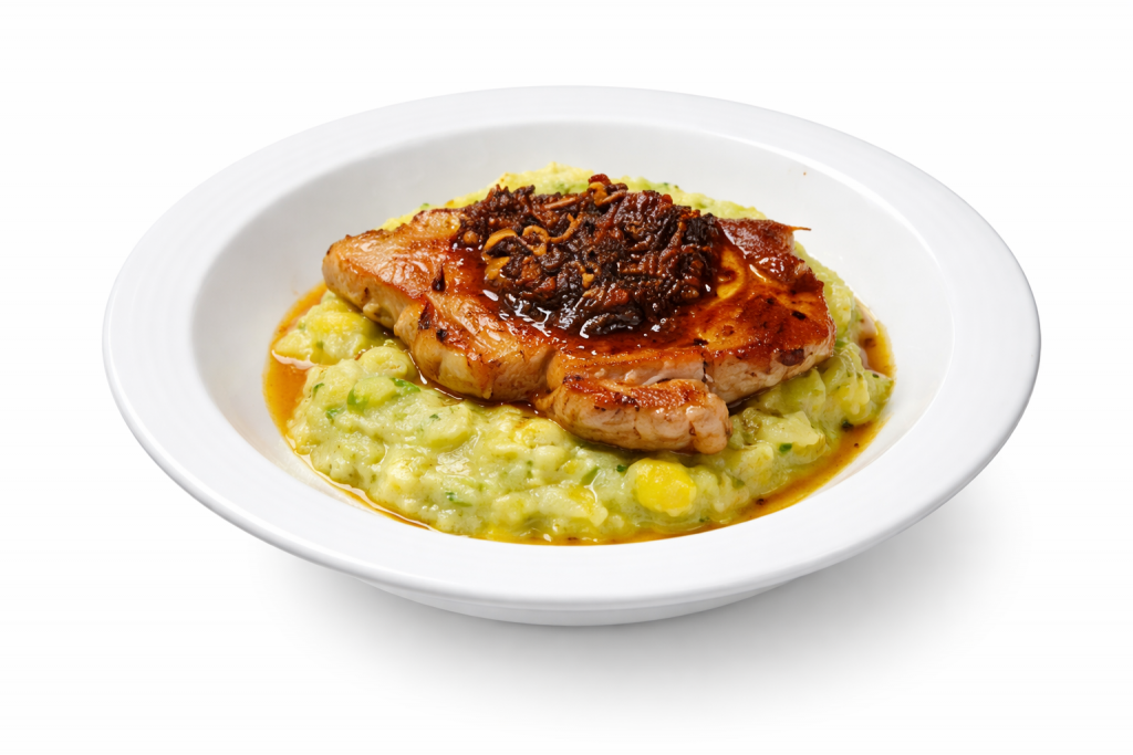 kohl kotelette am teller angerichtet