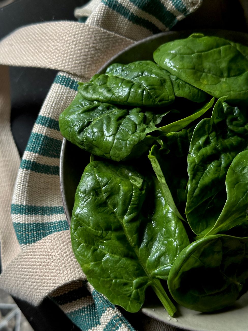 spinach in a bowl
