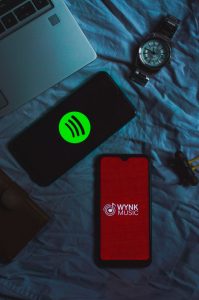 smartphones with apps